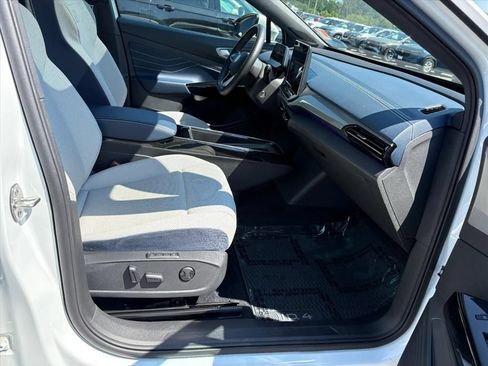 Used 2025 Volkswagen ID.4 Pro S AWD/4WD image 18