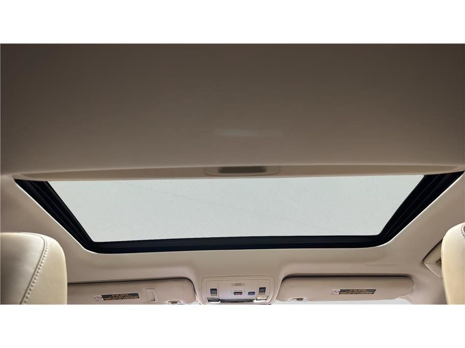 Used 2016 Lexus ES 350 w/ Luxury Package w/Wood Trim FWD image 36