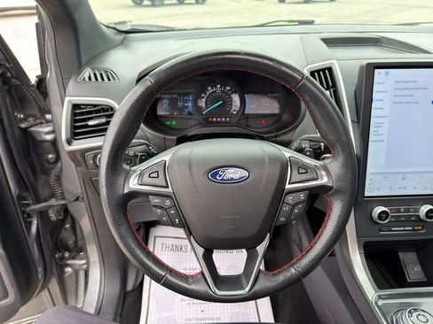 Used 2022 Ford Edge ST-Line w/ Class II Trailer Tow Package AWD/4WD image 34