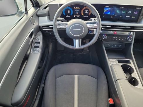 Used 2025 Hyundai Sonata SEL image 12