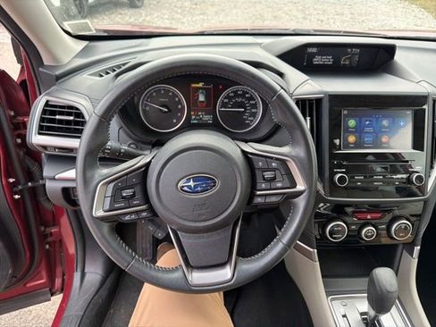 Used 2023 Subaru Forester Premium image 19