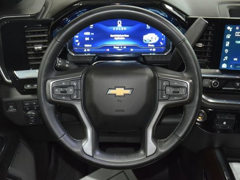 Used 2024 Chevrolet Silverado 2500 High Country w/ Technology Package AWD/4WD image 39