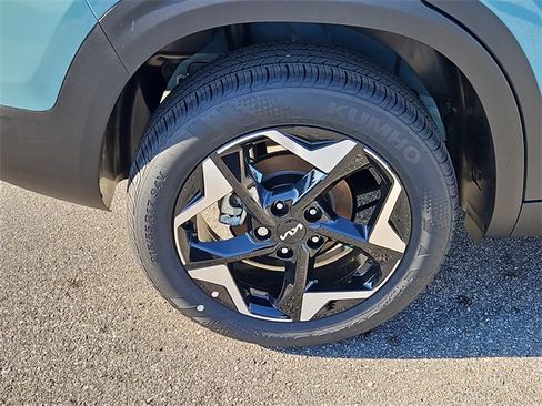 New 2026 Kia Seltos EX image 5