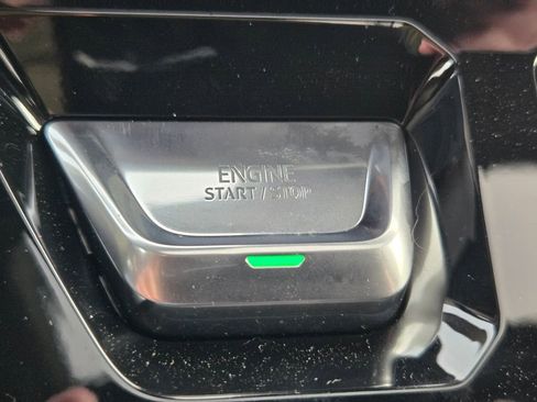 New 2025 GMC Sierra 2500 Denali w/ Denali Reserve Package image 37