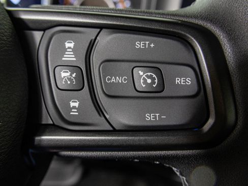 New 2026 Jeep Gladiator Sport image 32