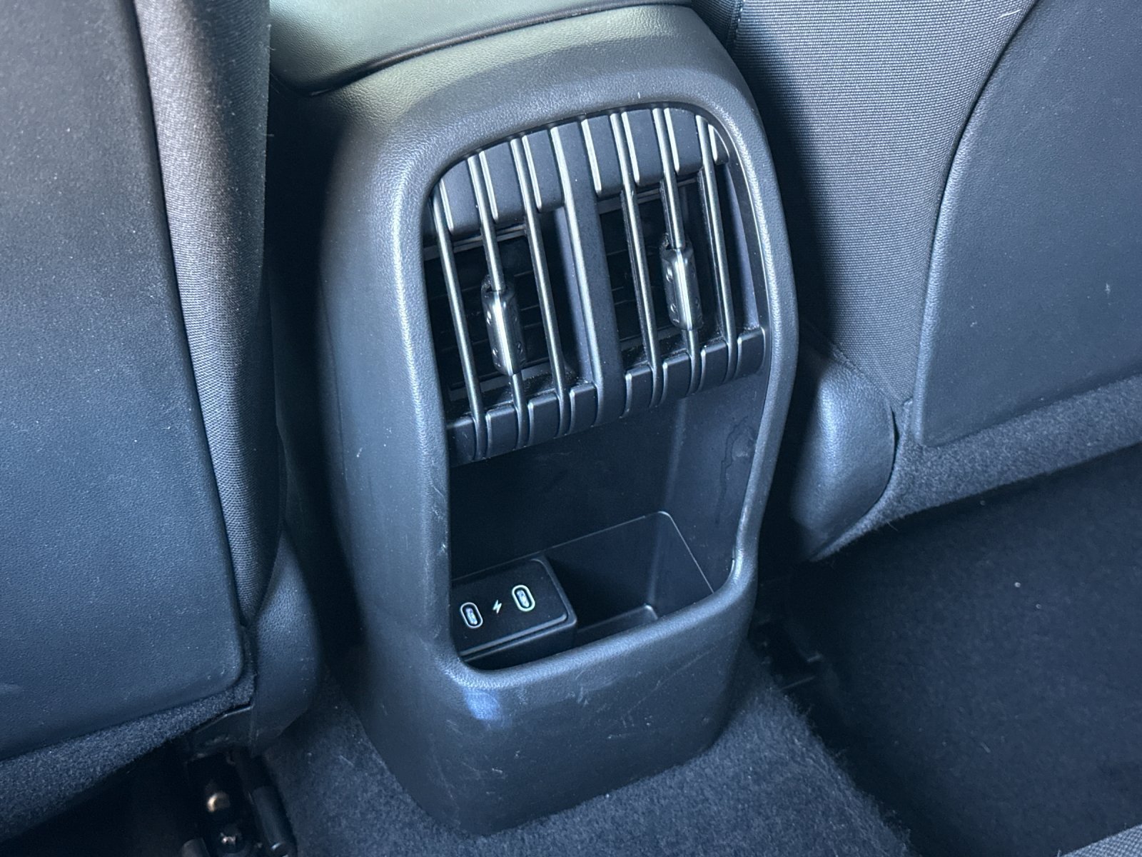 Used 2025 Hyundai Kona SEL FWD image 34