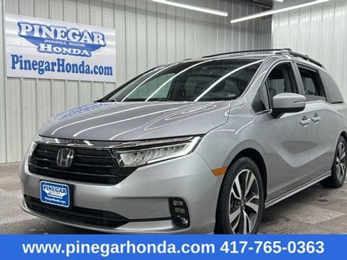 Certified 2023 Honda Odyssey Touring image 1