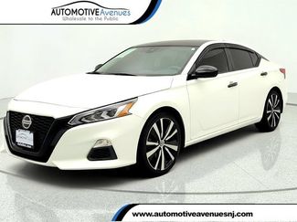 Used 2022 Nissan Altima 2.5 SR FWD video 1