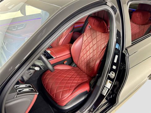 Used 2024 Mercedes-Benz S 580 4MATIC Sedan image 14