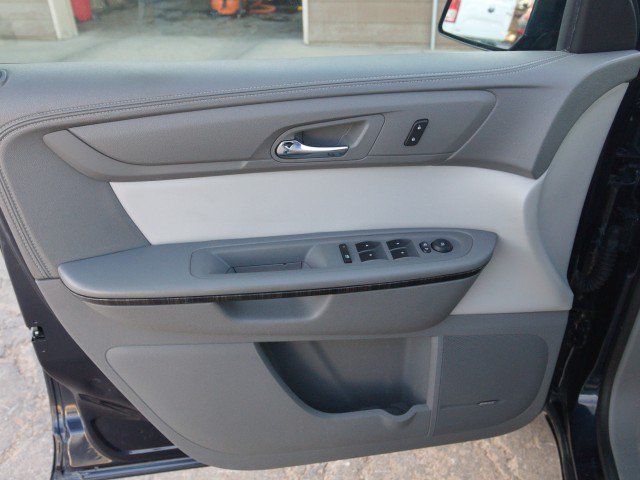 Used 2016 GMC Acadia SLT w/ Open Road Package AWD/4WD image 12