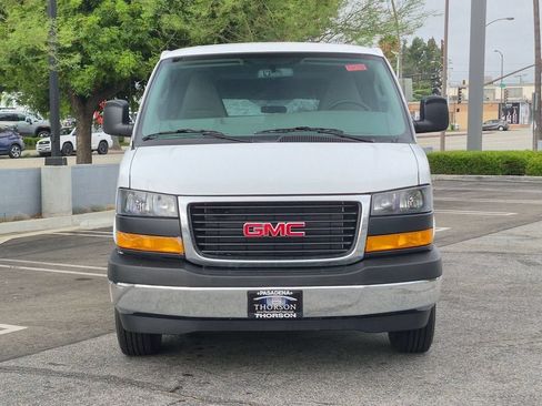 New 2026 GMC Savana 2500 w/ Driver Convenience Package RWD image 2