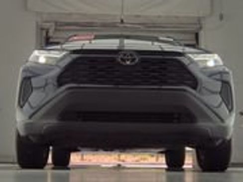 Used 2023 Toyota RAV4 XLE w/ Convenience Package FWD image 2