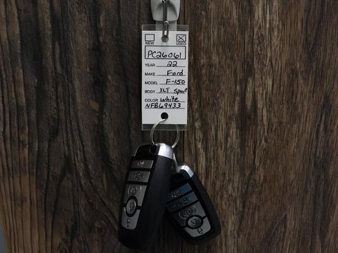 Used 2022 Ford F150 XLT w/ Equipment Group 302A High image 39