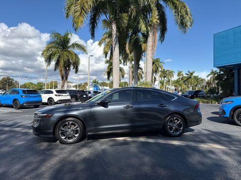 Used 2023 Honda Accord EX image 7