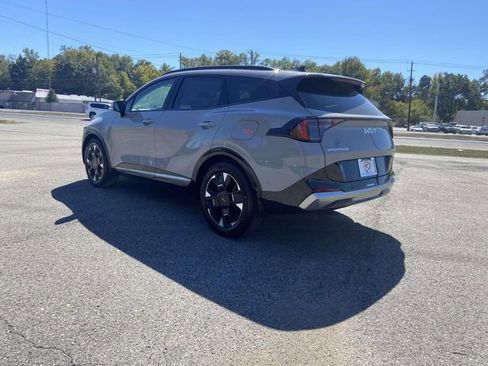 New 2026 Kia Sportage SX FWD image 4