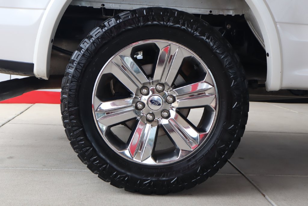 Used 2019 Ford F150 Lariat w/ Equipment Group 502A Luxury AWD/4WD image 11