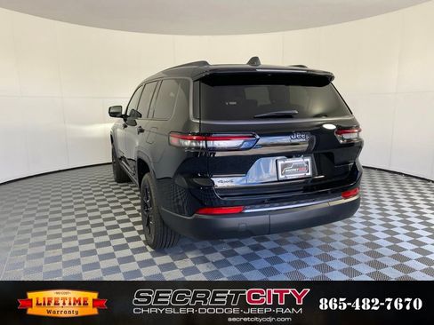 New 2026 Jeep Grand Cherokee L 4WD image 5