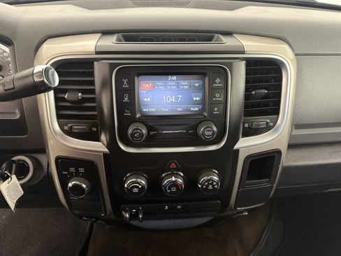 Used 2017 RAM 2500 SLT AWD/4WD image 18