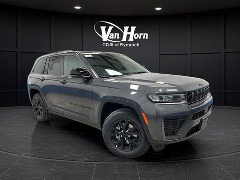 New 2026 Jeep Grand Cherokee Altitude AWD/4WD image 1