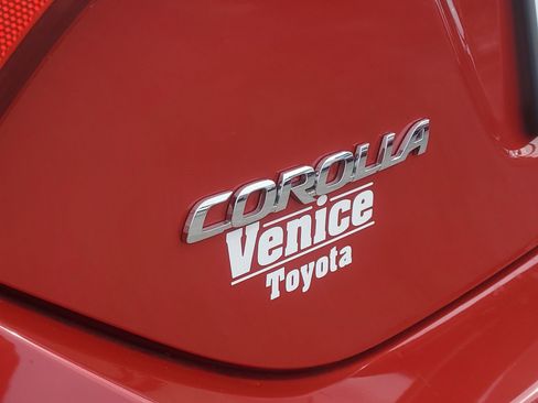 Certified 2016 Toyota Corolla LE FWD image 11