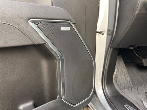 Used 2025 GMC Sierra 3500 SLT w/ SLT Premium Package image 34