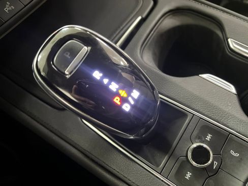 Used 2020 Cadillac XT4 Premium Luxury w/ Enhanced Visibility Package image 27