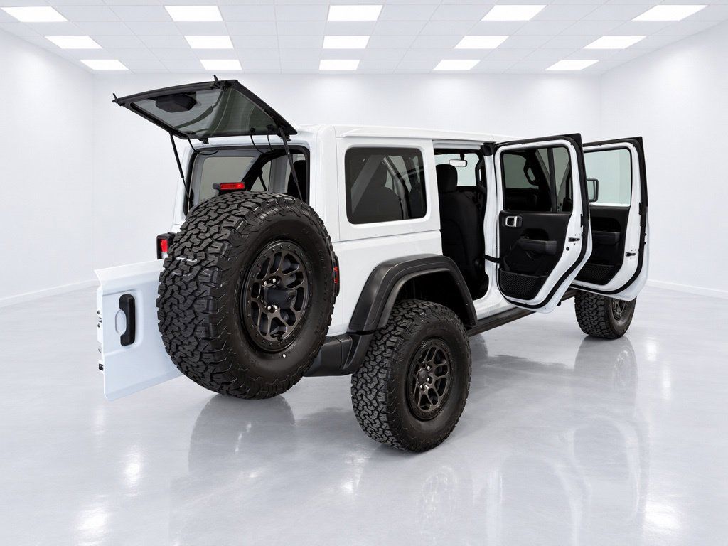 Used 2022 Jeep Wrangler Unlimited Sport AWD/4WD image 17
