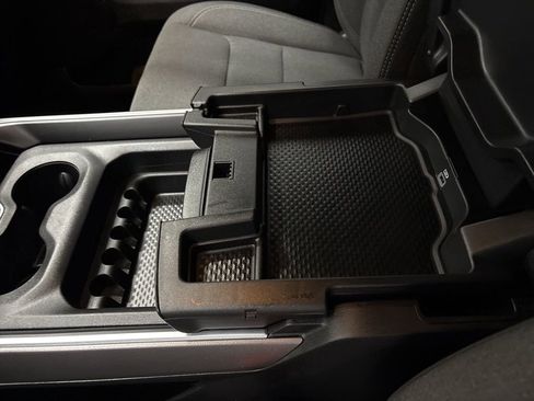 Used 2019 RAM 1500 Big Horn AWD/4WD image 18