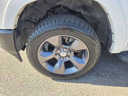 Used 2023 RAM 1500 Big Horn AWD/4WD image 12