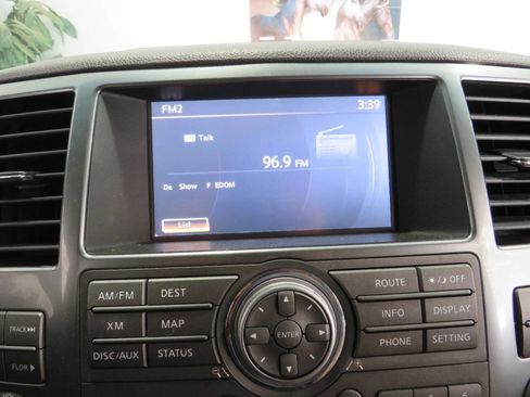 Used 2015 Nissan Armada Platinum w/ Platinum Reserve Package RWD image 23