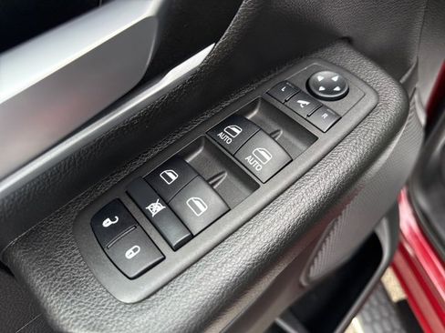 Used 2022 RAM 1500 Big Horn image 15