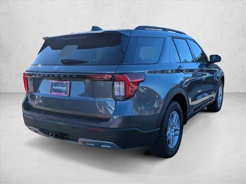 New 2026 Ford Explorer Active w/ Active Comfort Package image 8