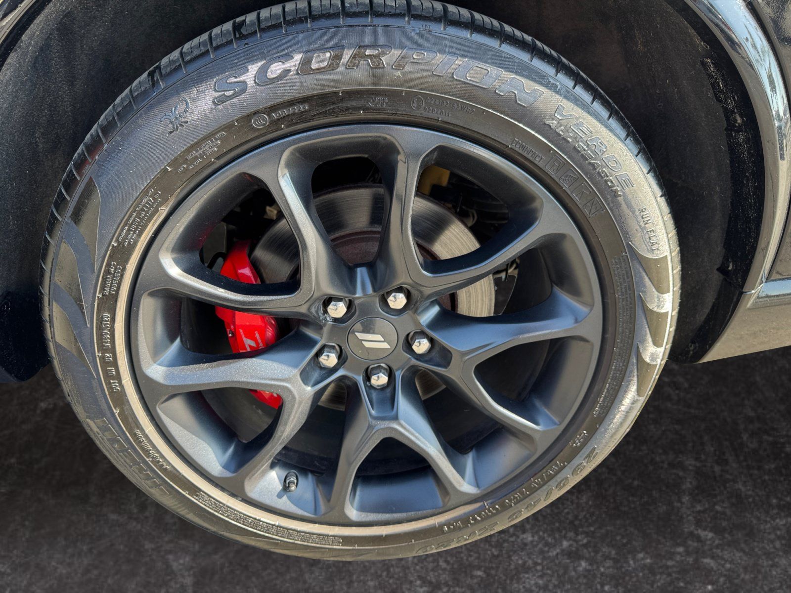 Used 2021 Dodge Durango R/T w/ Tow 'N Go Package AWD/4WD image 14