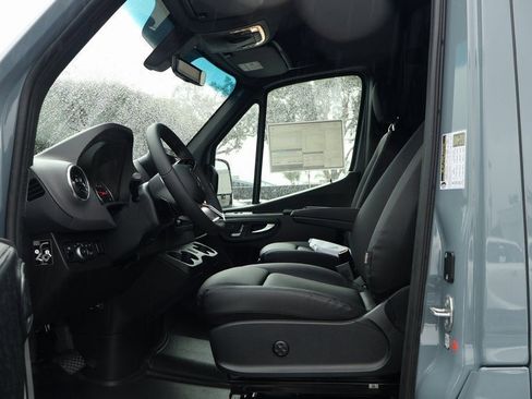 New 2026 Mercedes-Benz Sprinter 2500 image 6