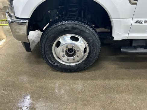 Certified 2019 Ford F350 XL w/ STX Appearance Package AWD/4WD image 28