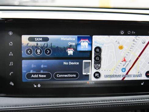 Used 2024 Nissan Ariya FWD image 19