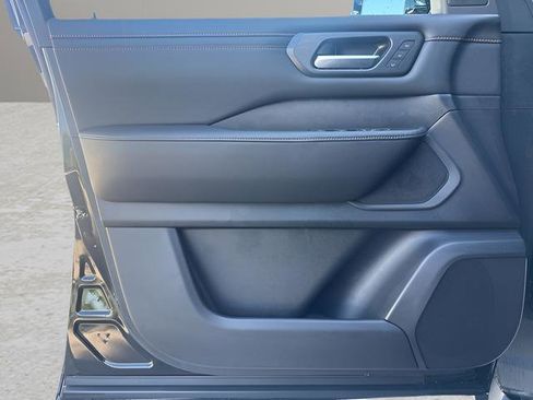 New 2026 Nissan Armada PRO-4X w/ Captain's Chari Seat Package AWD/4WD image 14