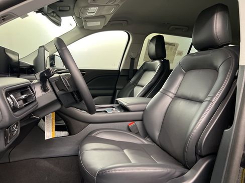 New 2026 Lincoln Aviator AWD image 26