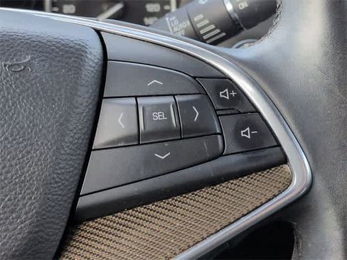 Used 2017 Cadillac XT5 Platinum image 26