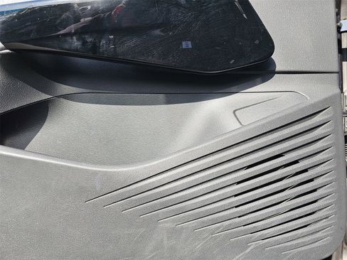 Certified 2023 Volkswagen ID.4 Pro image 26