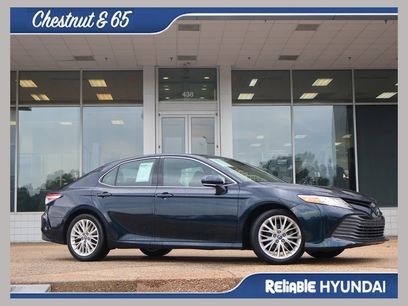 Used 2019 Toyota Camry XLE