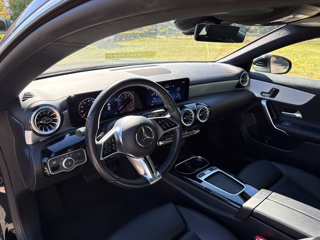 Used 2025 Mercedes-Benz CLA 250 image 17