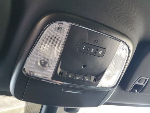 Used 2022 Jeep Grand Cherokee Laredo X AWD/4WD image 20