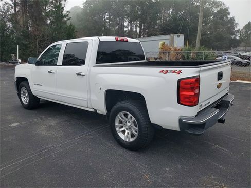Used 2018 Chevrolet Silverado 1500 LT w/ All Star Edition image 4