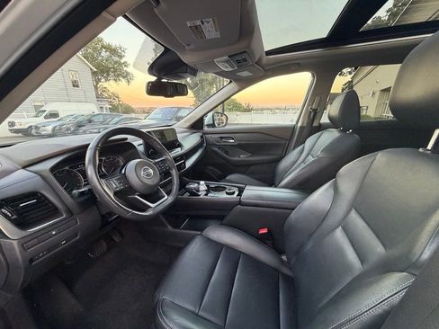 Used 2021 Nissan Rogue SL w/ Premium Package image 12