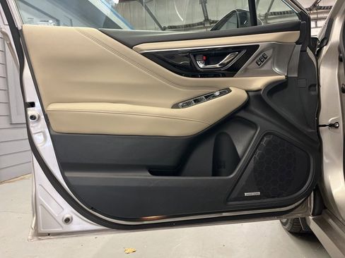 Used 2020 Subaru Legacy Limited w/ Popular Package #2 image 9