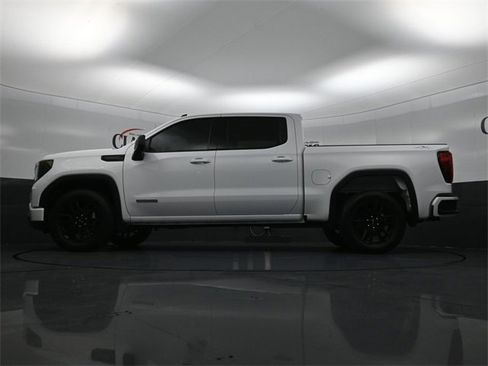 Used 2024 GMC Sierra 1500 Elevation image 25