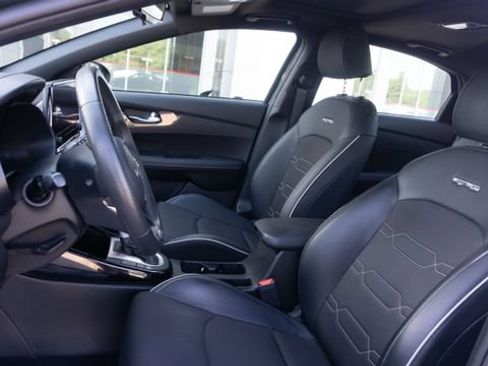 Used 2023 Kia Forte GT-Line w/ GT-Line Premium Package FWD image 16