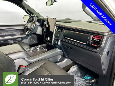 Used 2022 Ford Expedition Max Platinum image 32