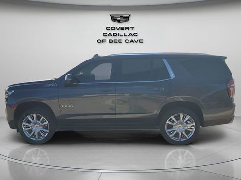 Used 2021 Chevrolet Tahoe High Country w/ Premium Package image 5
